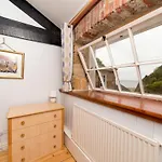 Yha Boggle Hole * Fylingthorpe
