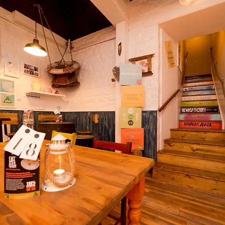 Yha Boggle Hole Vandrarhem