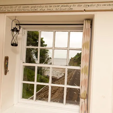 Yha Boggle Hole