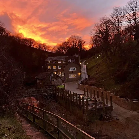 Yha Boggle Hole * Fylingthorpe