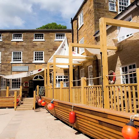 Yha Boggle Hole * Fylingthorpe