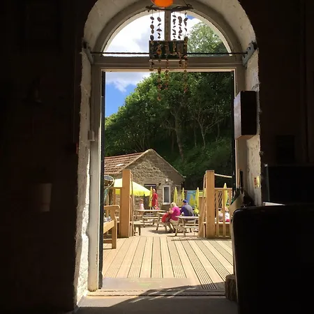 Yha Boggle Hole * Fylingthorpe